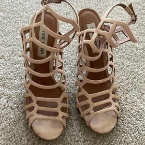 Steve Madden Nude Heels